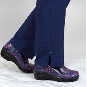 Women’s Easy Works by Easy Street Slips Size 7.5